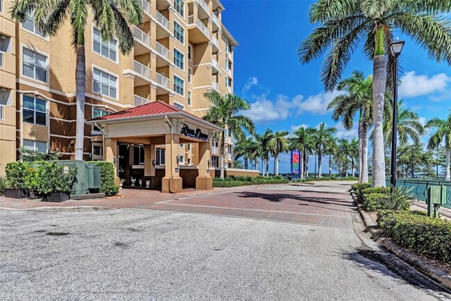 Building Photo - 808 3rd Ave W Unit 605 Rental