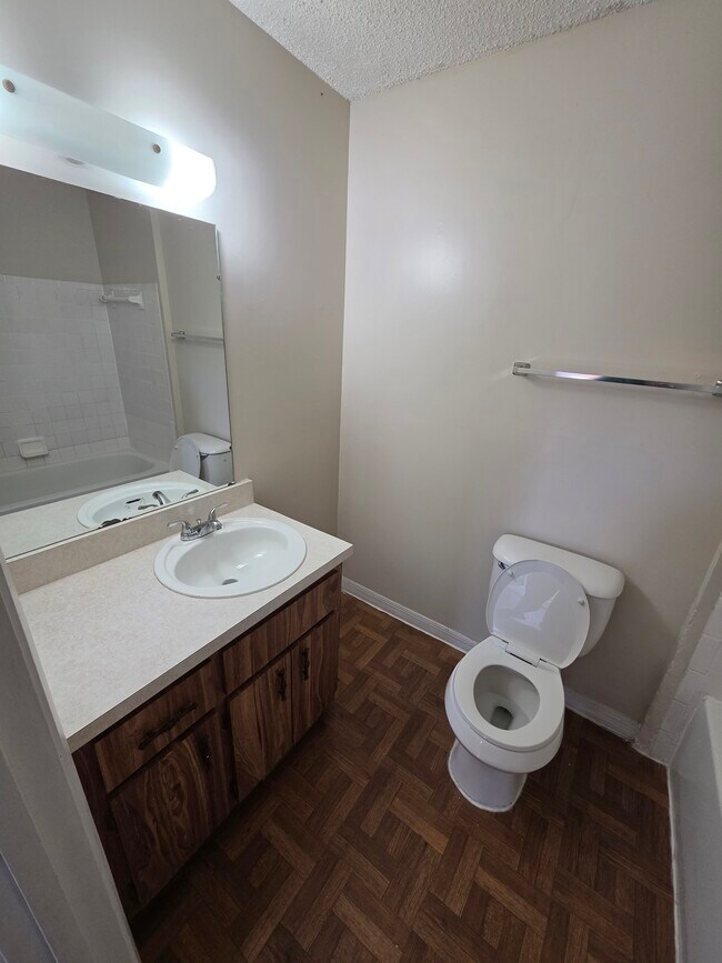 Photo - 5130 SE 29th St