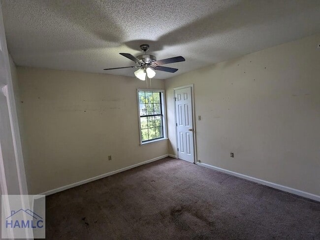 64 Kelly Ln