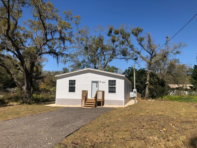 3/2 Brooksville Available Now ! - 3/2 Brooksville Available Now ! House