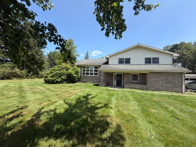 818 Griffin Pond Rd