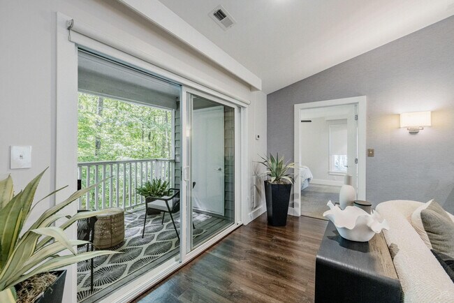 2 Bed 2 Bath