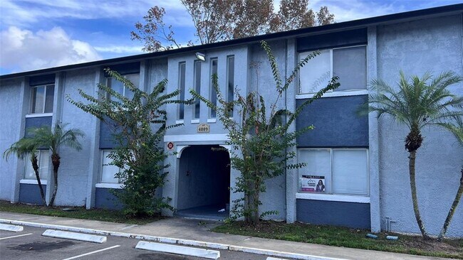 Building Photo - 4809 S Texas Ave Unit 4809C