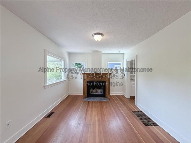Photo - 6425 N Curtis Ave