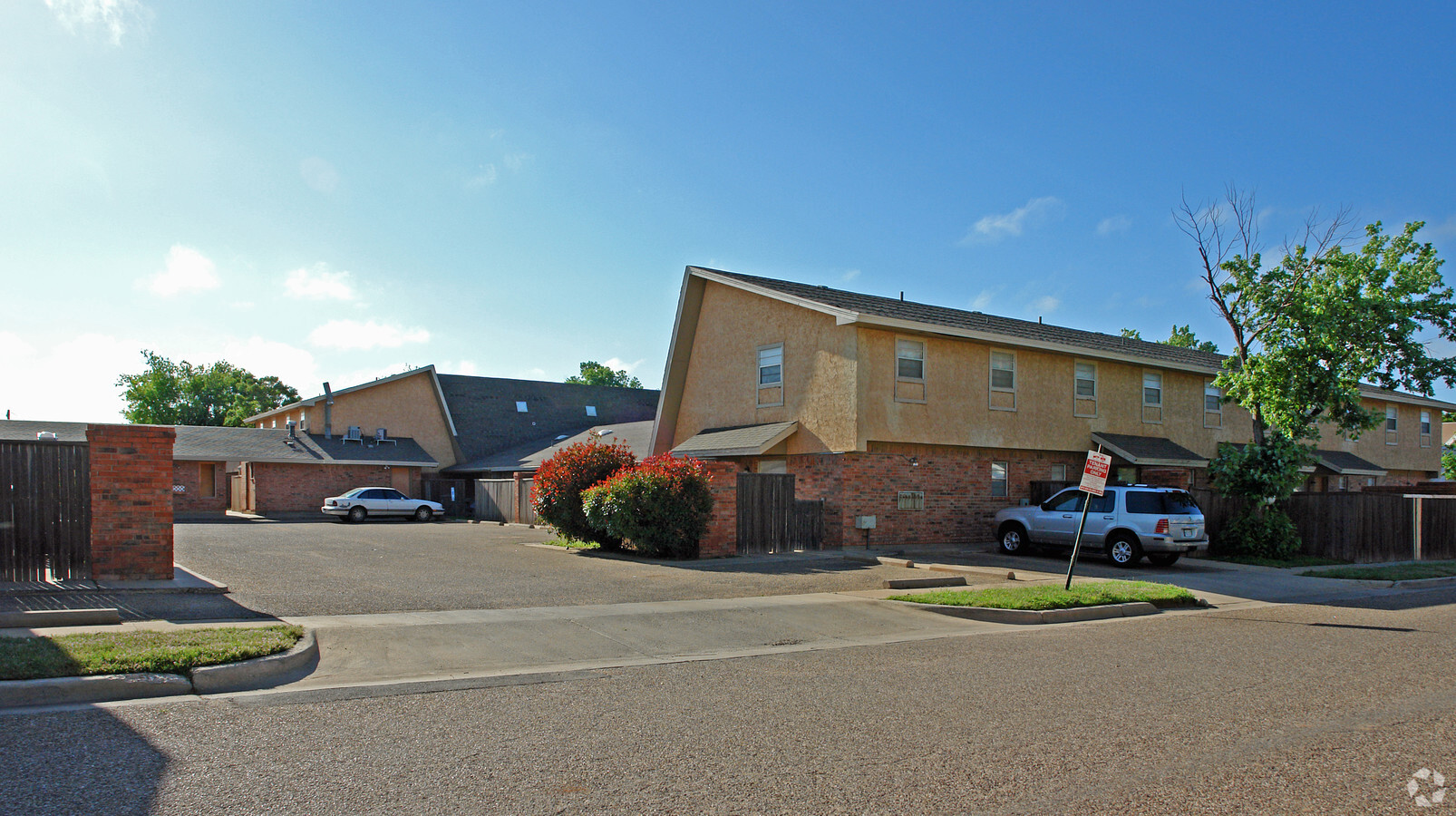 Lubbock Heights - Lubbock Heights Apartments