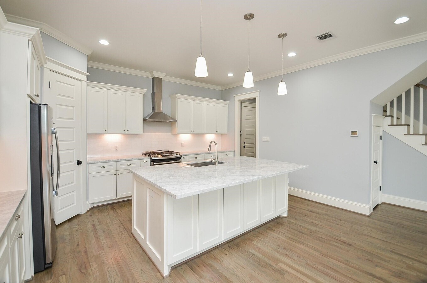 Photo - 2511 Judiway St