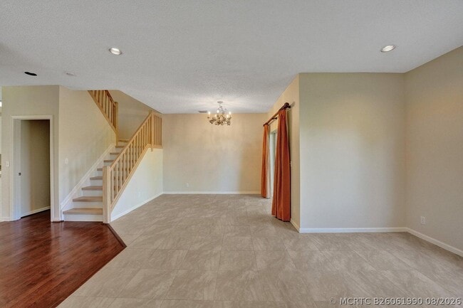 21193 Vía Eden