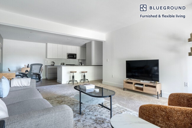 Photo - 350 Sharon Park Dr Unidad FL2-ID1446