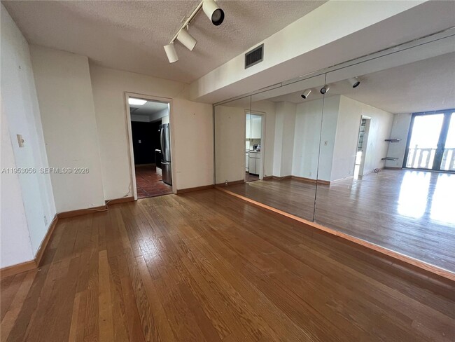 Photo - 1111 Crandon Blvd Unit A706