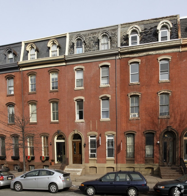 Building Photo - 1933 Spring Garden Rental