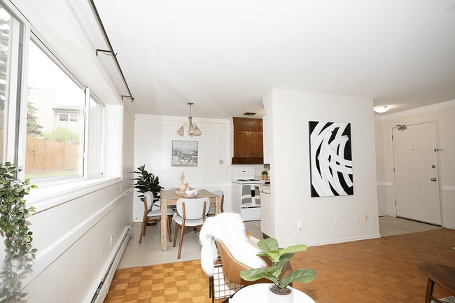 Photo - 1740 Taylor Avenue