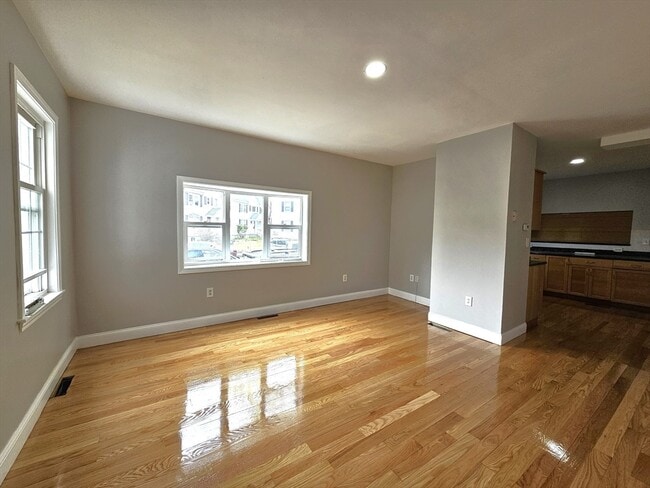 Photo - 230 South St