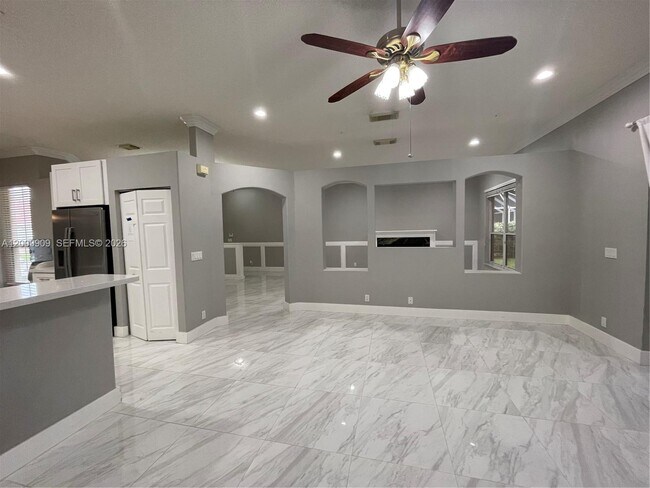 Photo - 5263 SW 34th Way