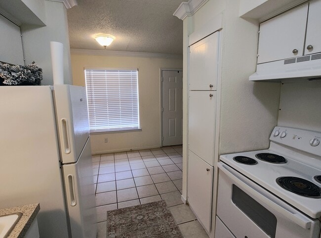 Westover Trails- a Warner Alan Property