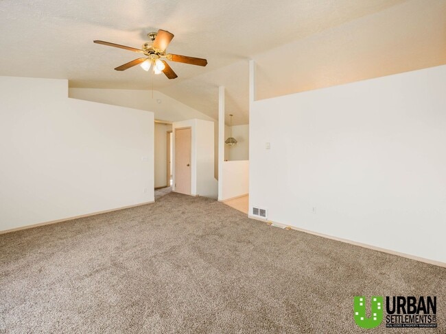 Photo - Mission Ave. 15313-15315 E Unit 15315