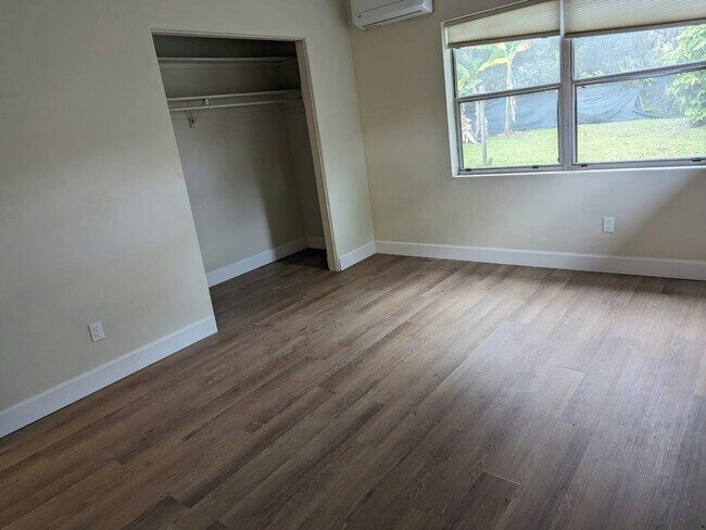 Photo - 1123 S Lee Ave