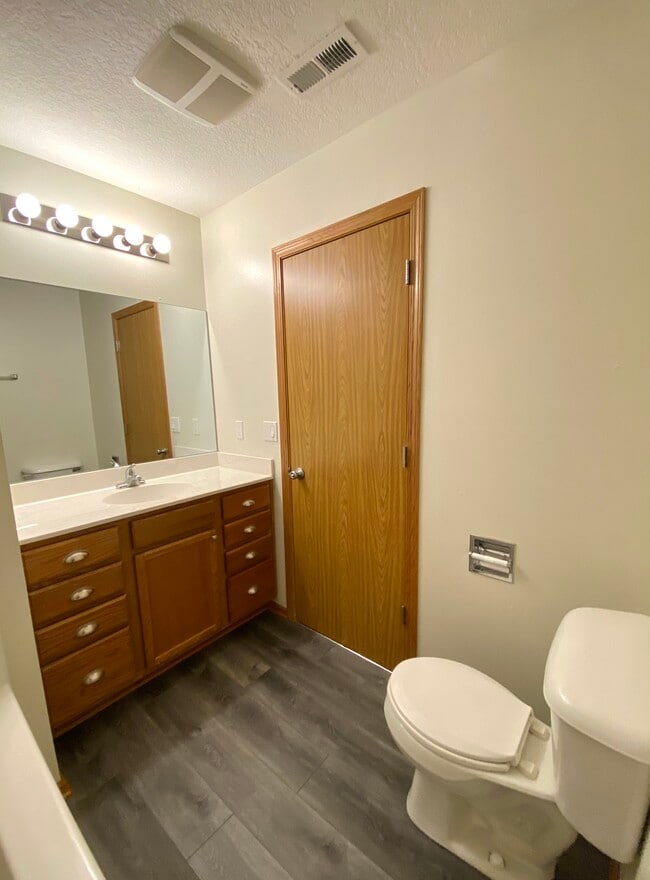 Photo - 955 Parker Blvd Unit 403