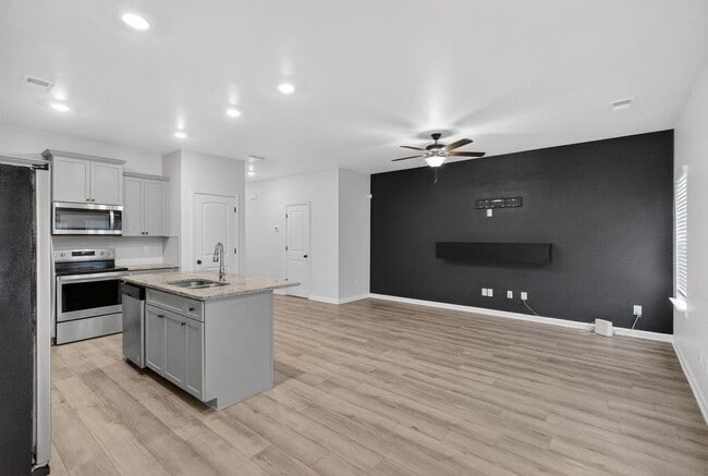 Photo - 7151 Chara Ln