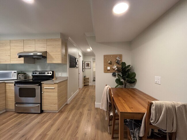 Photo - 10251 Cornerbrook Cres