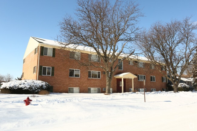 Grandview Manor Apartments