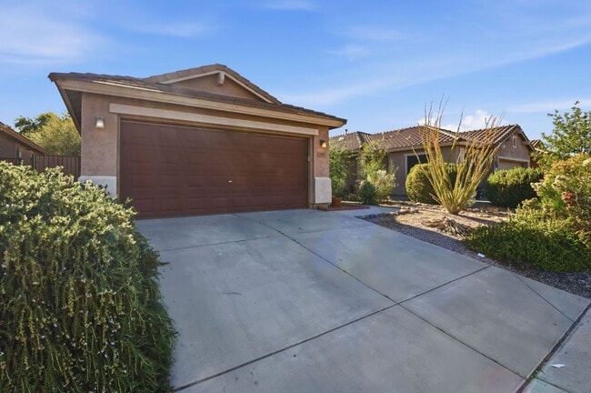 Photo - 3 bedroom home in queen creek, ready to go!-1 MONTH FREE WITH A 13 MONTH LEASE!