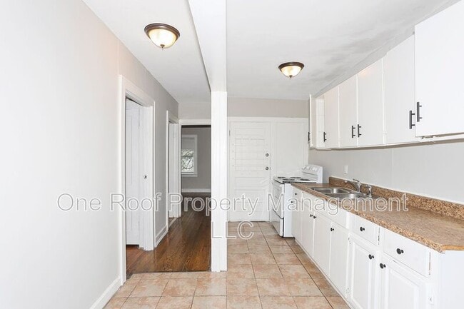 Photo - 3223-3225 E 8th St. Unit 1E