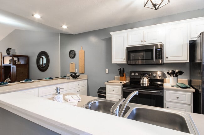 Photo - 210 Karlie Ct Unidad 210