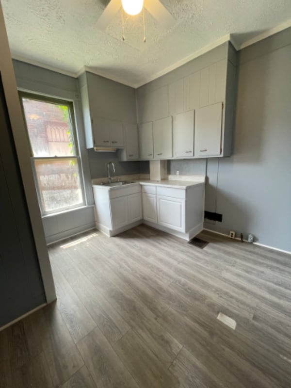 Photo - 305 Locust St Casa