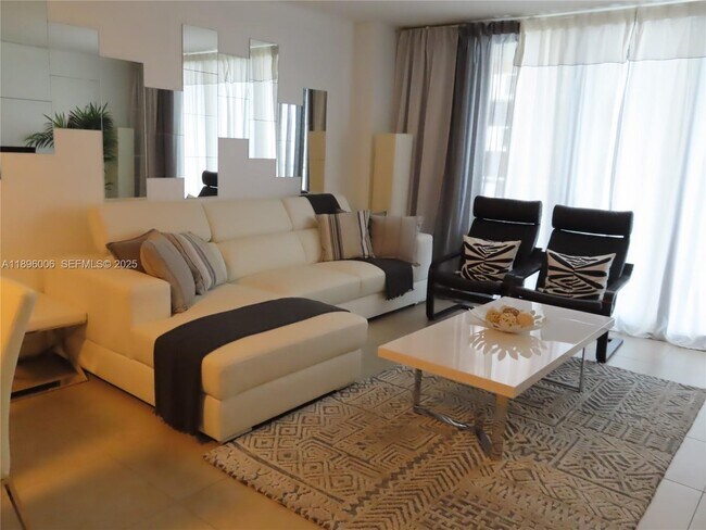 Photo - 5701 Collins Ave Unit 419