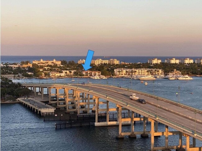 Photo - 220 Lake Dr Unidad 206