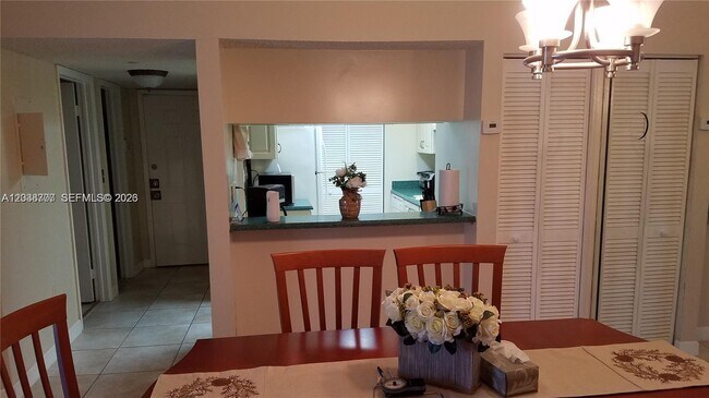 931 NE 199th St Unit 202-22