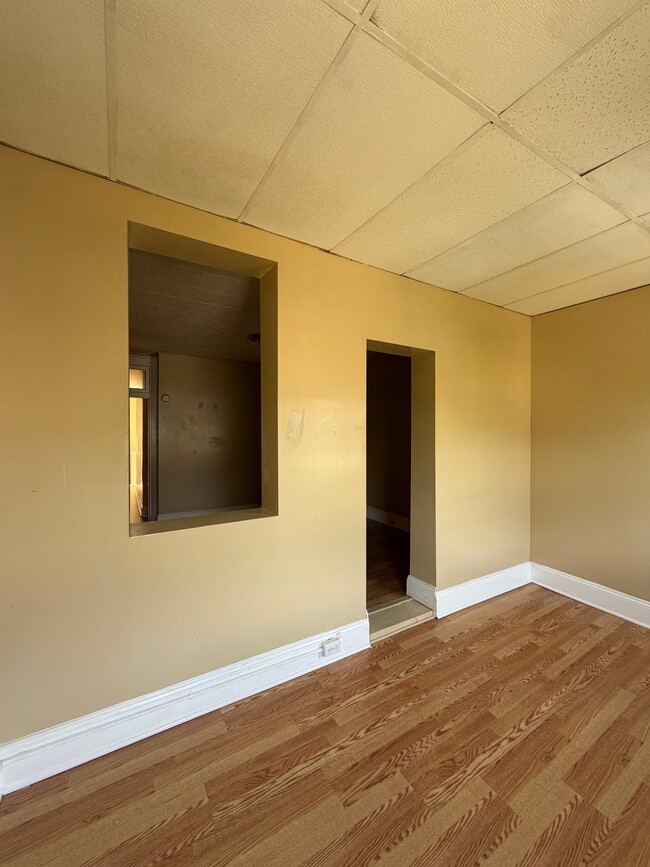 Photo - 1206 Bloomingdale Rd