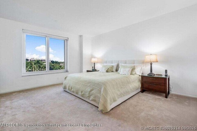 Photo - 150 Bradley Pl Unit 403