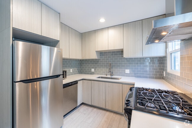 Studio - 500SF - Kitchen
