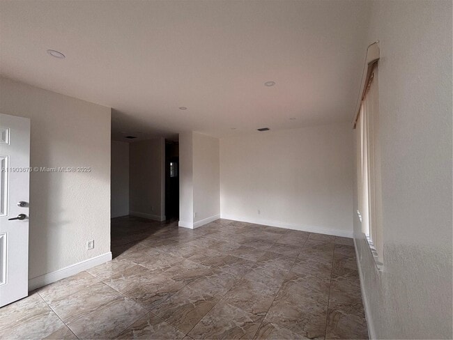 Photo - 1563 W 81st St Unit 1563