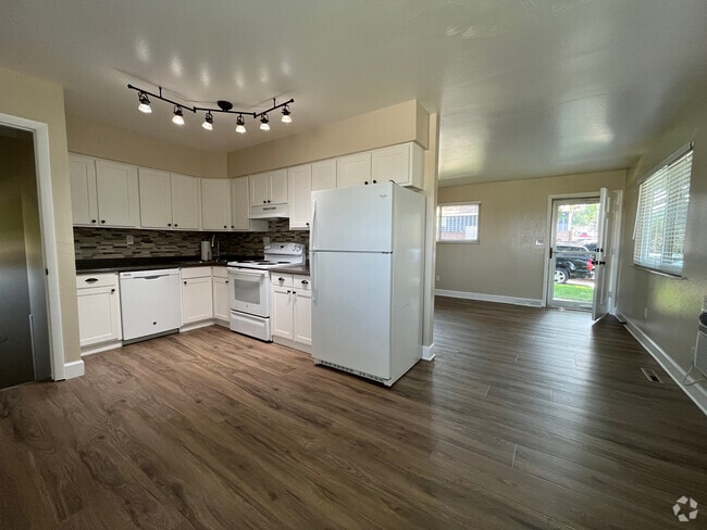 Building Photo - 5294 Meade St Rental