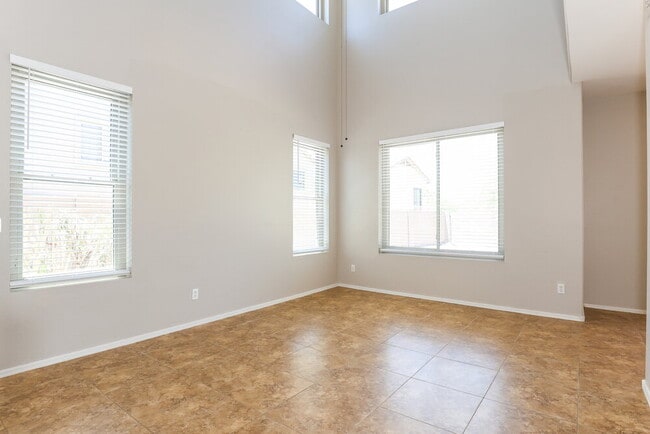 Photo - 16806 S Magenta Rd