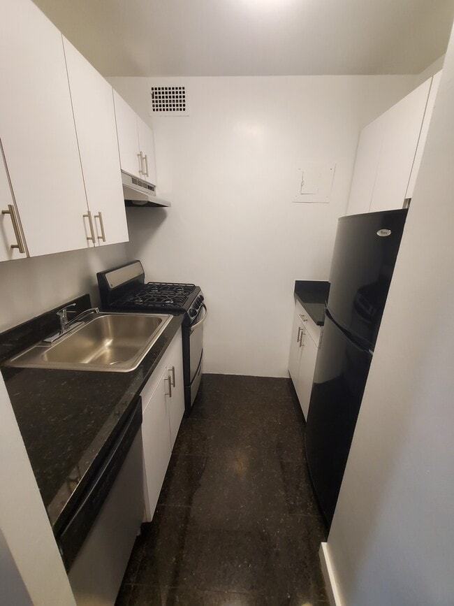 401 E 88th St Unit ev3c