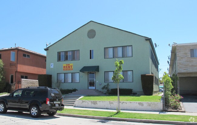 516 Bay View Ave