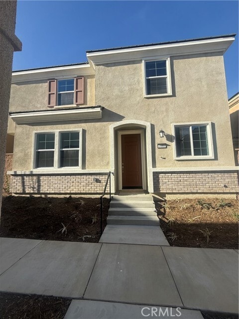 Building Photo - 1688 Phantom Ln