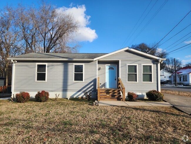 Building Photo - 601 Wilson Ave Rental