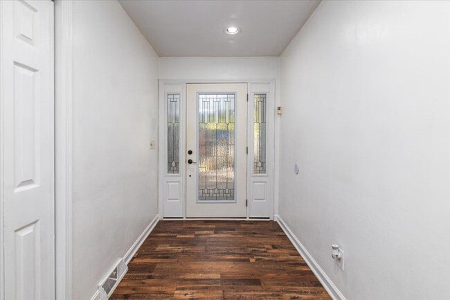 Photo - 5708 Bridlewood Dr