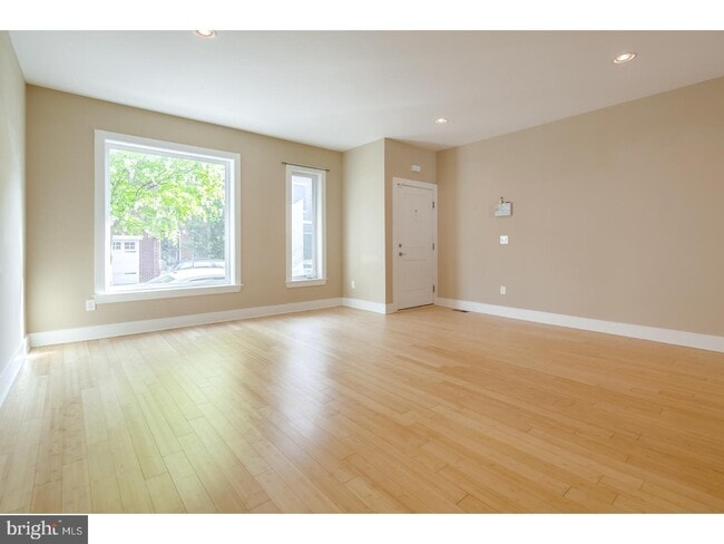Photo - 509 Carpenter St