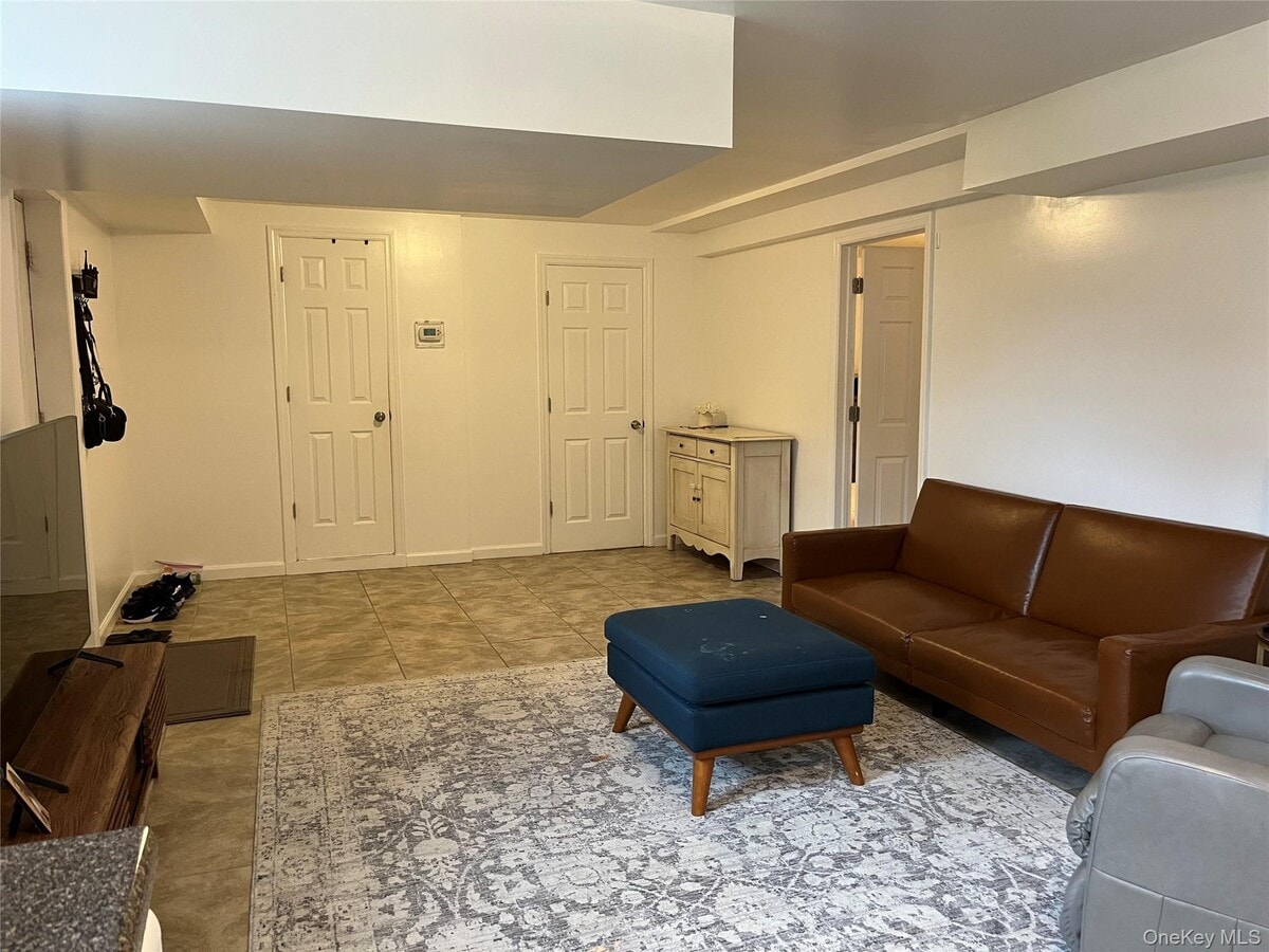 Photo - 8 Blackford Ave Unidad BSMT