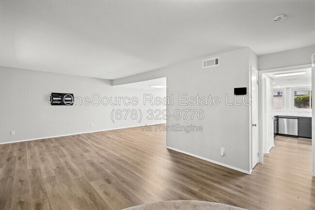 Photo - 7312 Cardigan Cir NE