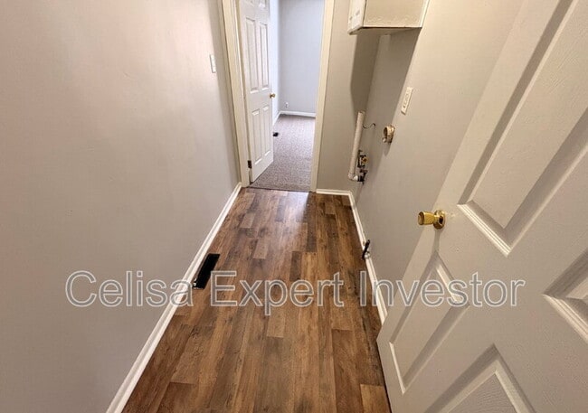 Photo - 6832 Autumn View Dr