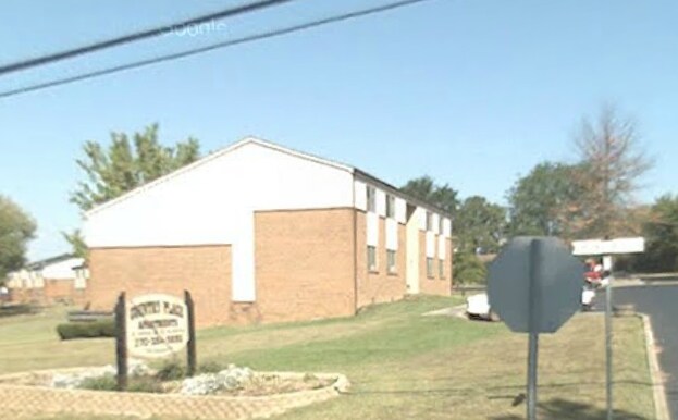 Country Place Apartments - Country Place Apartments