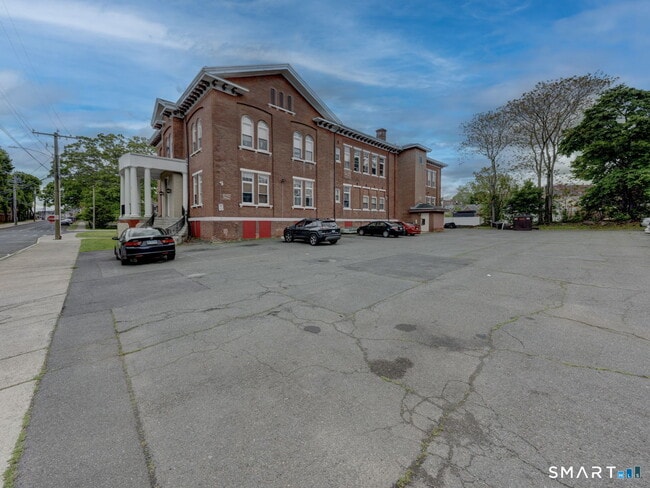 111 Franklin Square Unit 102