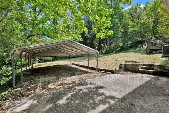 Photo - 2249 4th Pl Cir NE