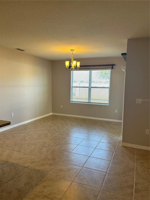 Photo - 269 St Georges Cir